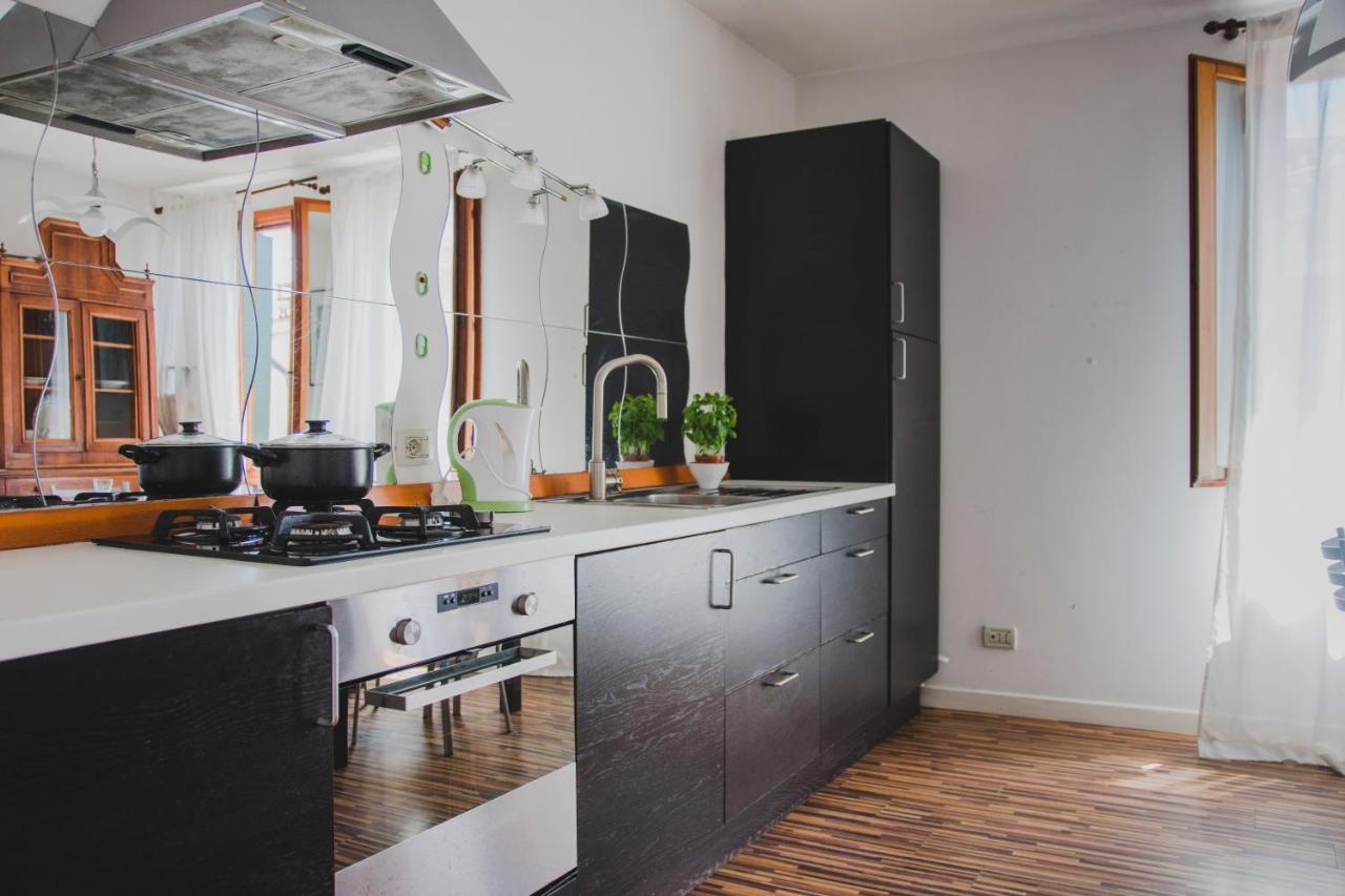Ca Giardini Apartments In Biennale By Bricola Apartments เวนิส ภายนอก รูปภาพ